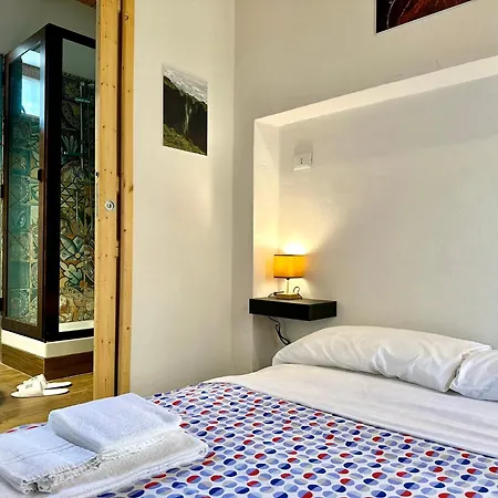 Casa Le Maioliche By Housilia 펜션 *