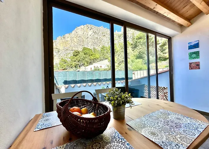 Holiday home Casa Le Maioliche By Housilia Cefalu