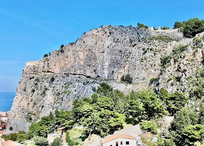 Casa Le Maioliche By Housilia Cefalù