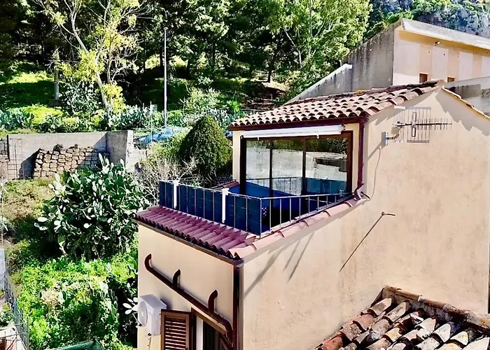 Casa Le Maioliche By Housilia * Cefalù